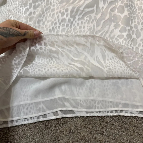 White House Black Market‎ Medium Zebra Overlay Sheer Office Career Bell Sleeve - Picture 6 of 12